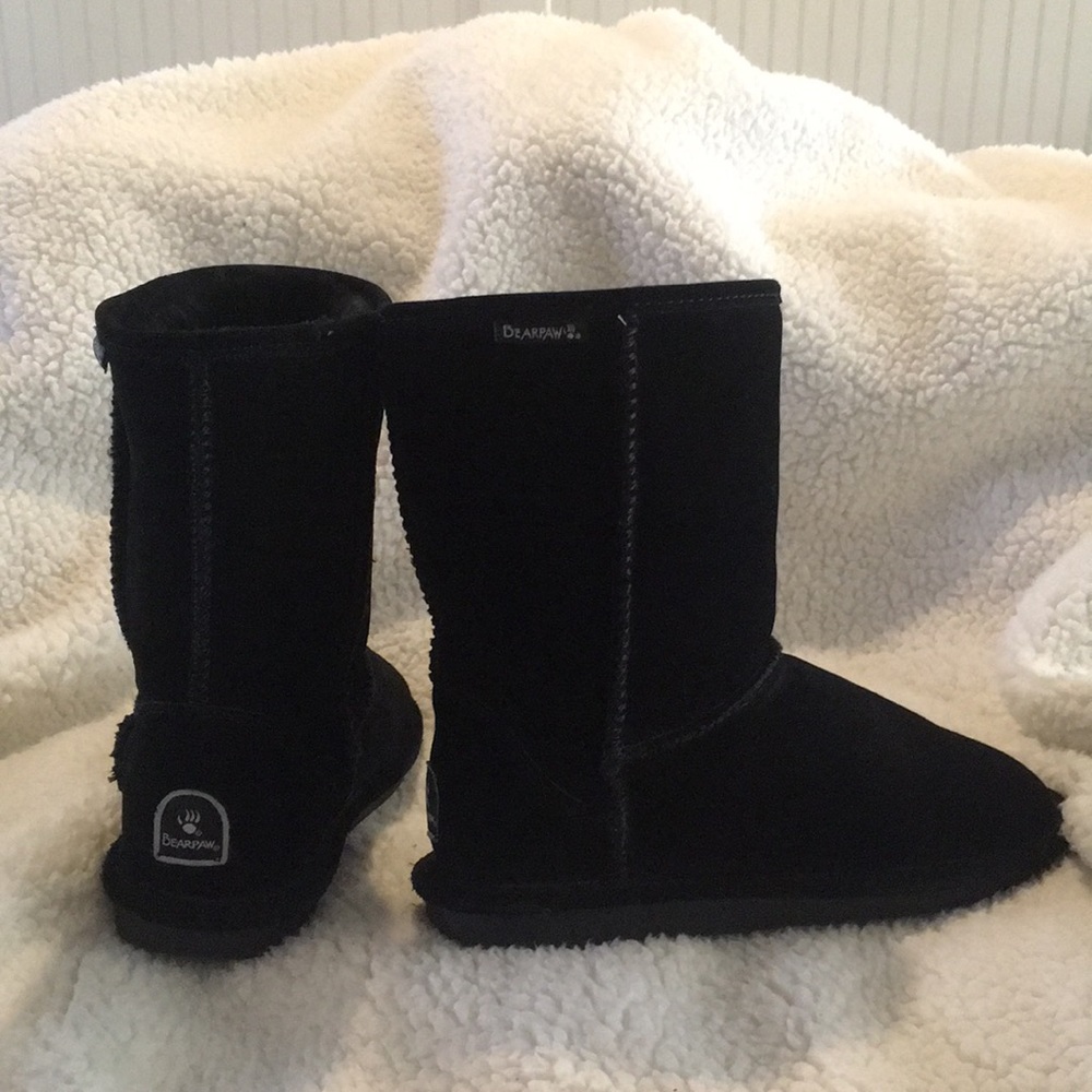 Bear paw boots, black size 10